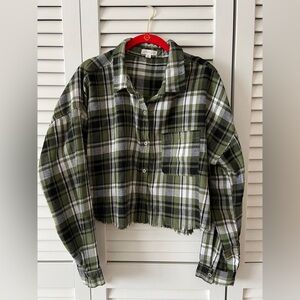 Ultra Flirt Green Plaid Cropped Shirt